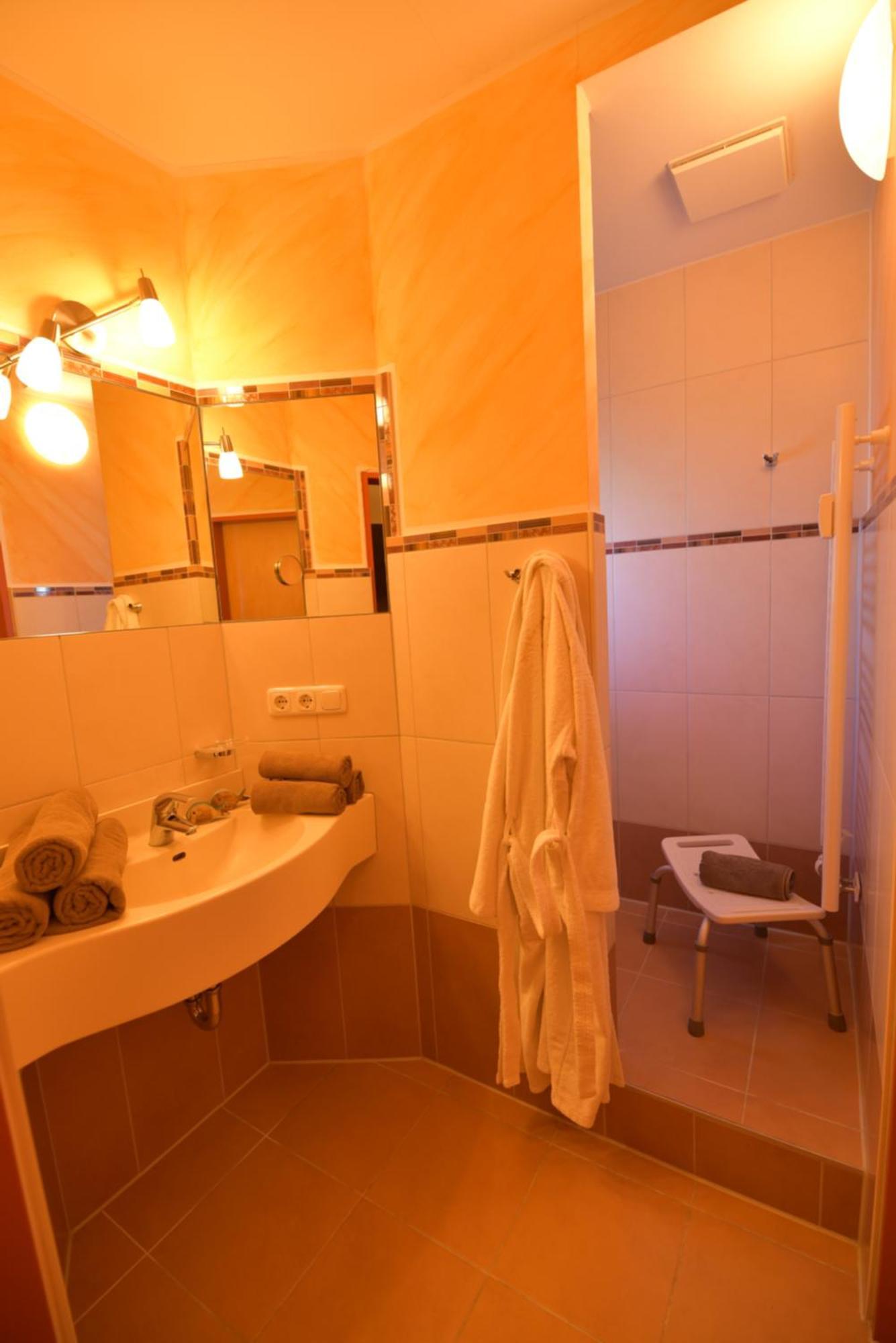 Erlkoenig Gaesteappartements باد فسينغ الغرفة الصورة